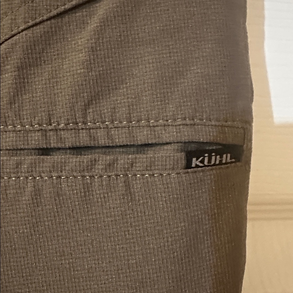 Men's Gray Kuhl Deceptor pants - Picture 4 of 10